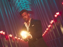 “Hrithik Roshan’s War 2 look is kind of like a superhero in plain clothes,” says stylist Anaita Shroff Adajania; speaks on reinventing his character Kabir